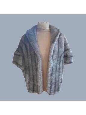 Vintage 1960s Faux Fur Shawl: Grey Evening Cape Sears Brocade Lined